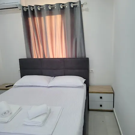 Caca Guest house Rinas